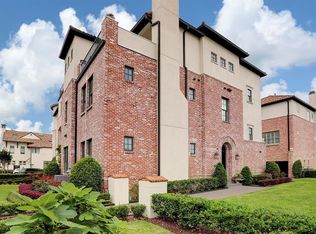 1136 Mosaico Ln, Houston, TX 77055