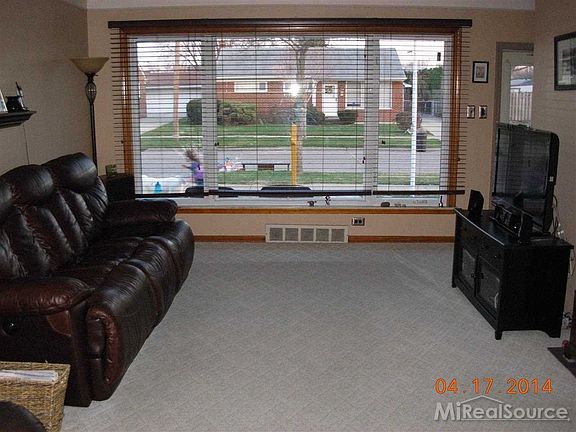 2nd image of 5051 Canterbury Ln