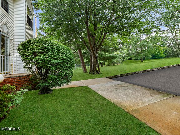 4th image of 47 Waterview Drive