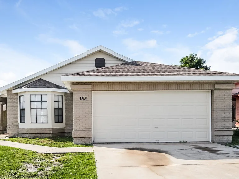153 Pinewood Cir — Photo 1