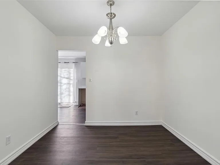 885 Carleton Pl #3 — Photo 6