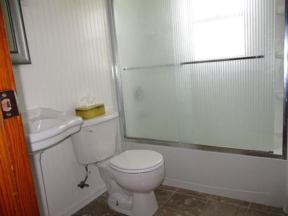 5th image of 333 Elm Ave