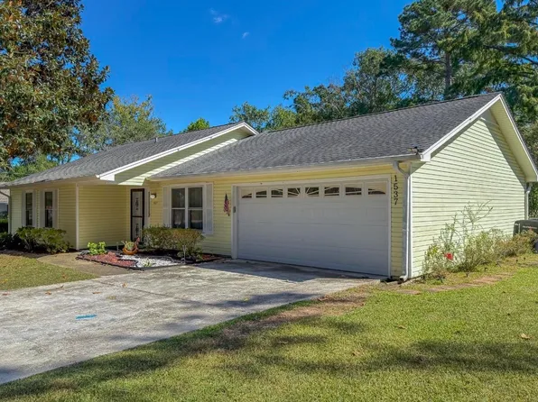 1537 Goodwood Dr, Tallahassee, FL 32308