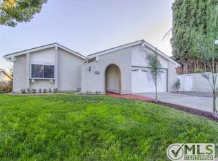 9925 Cardoza Dr, Santee, CA 92071