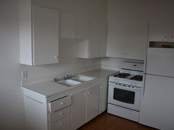 2nd image of 1828 S 1100 E APT 2