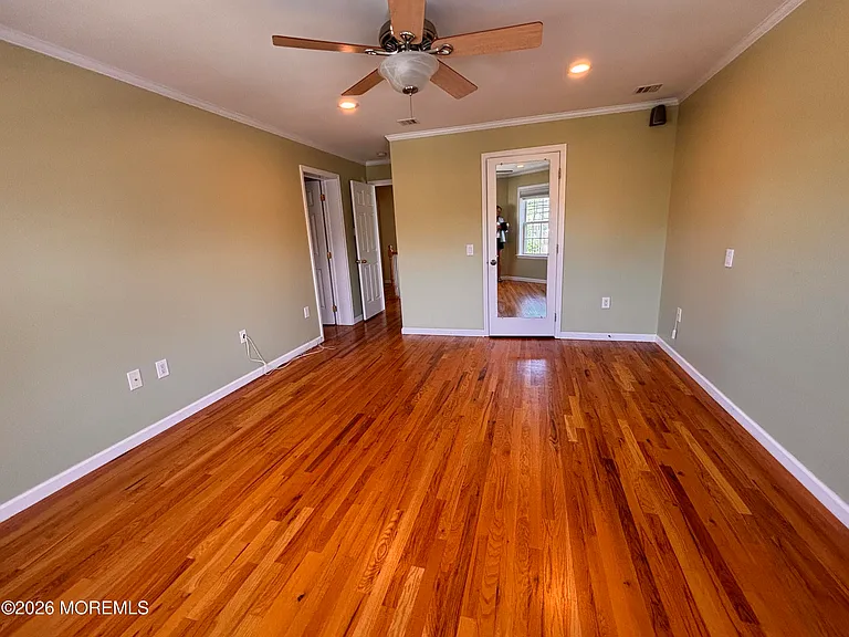 513 Evergreen Ave — Photo 30