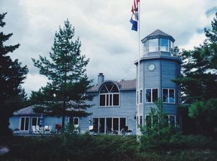 3320 Edgewater Dr, Cheboygan, MI 49721