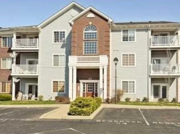 6239 Amber Creek Ln, Indianapolis, IN 46237