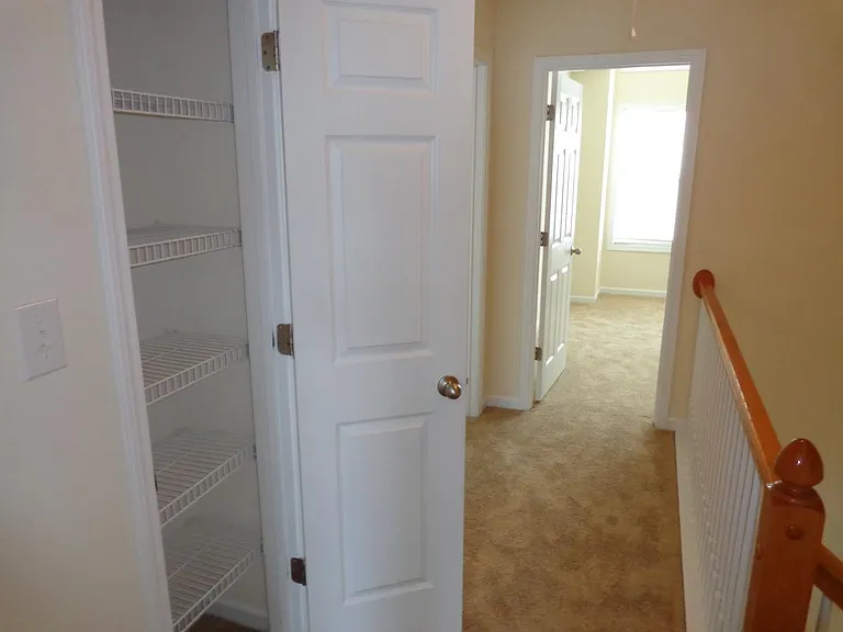 509 Village Loop Dr — Photo 12