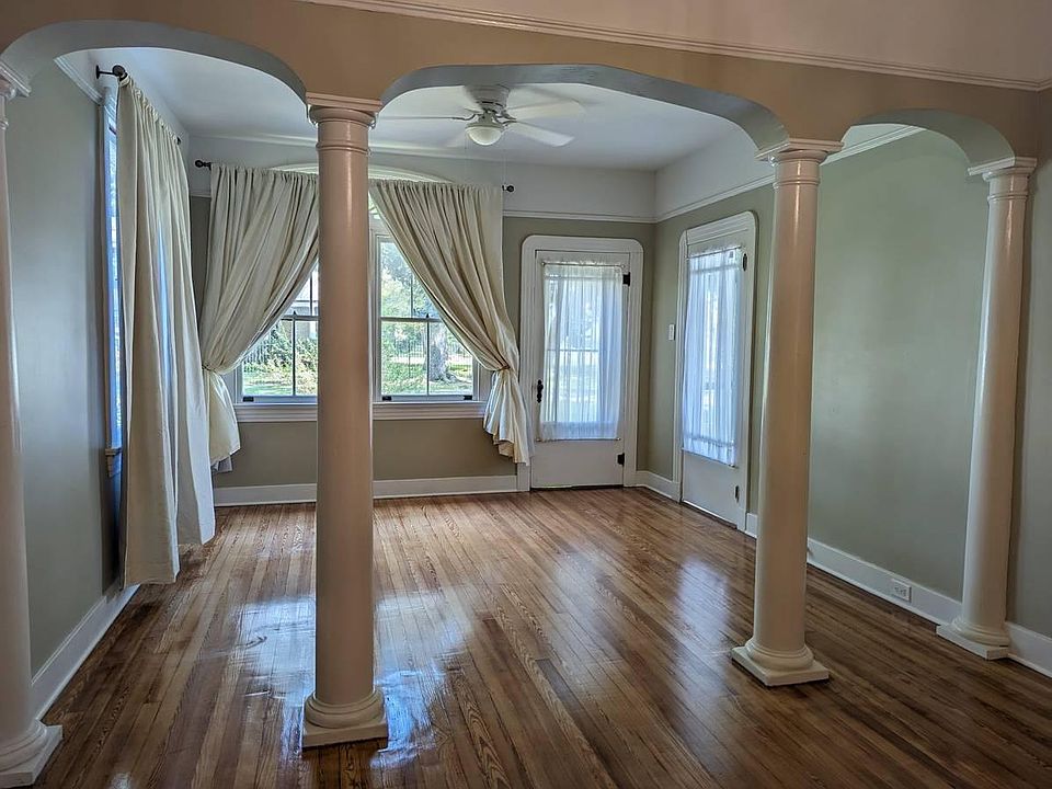 1st image of 648 Avenue D