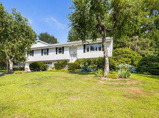279 Westwood Rd, Stamford, CT 06902