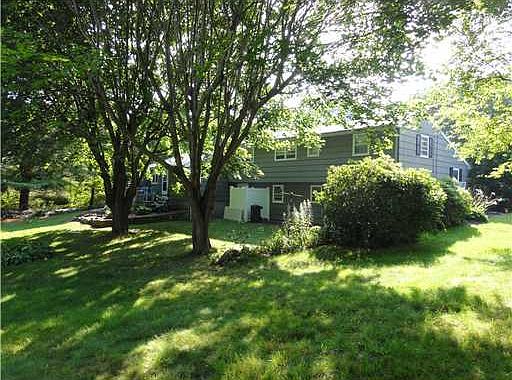 4th image of 20 Bayfield Dr