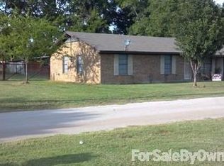 113 E Grand Blf, Beckville, TX 75631