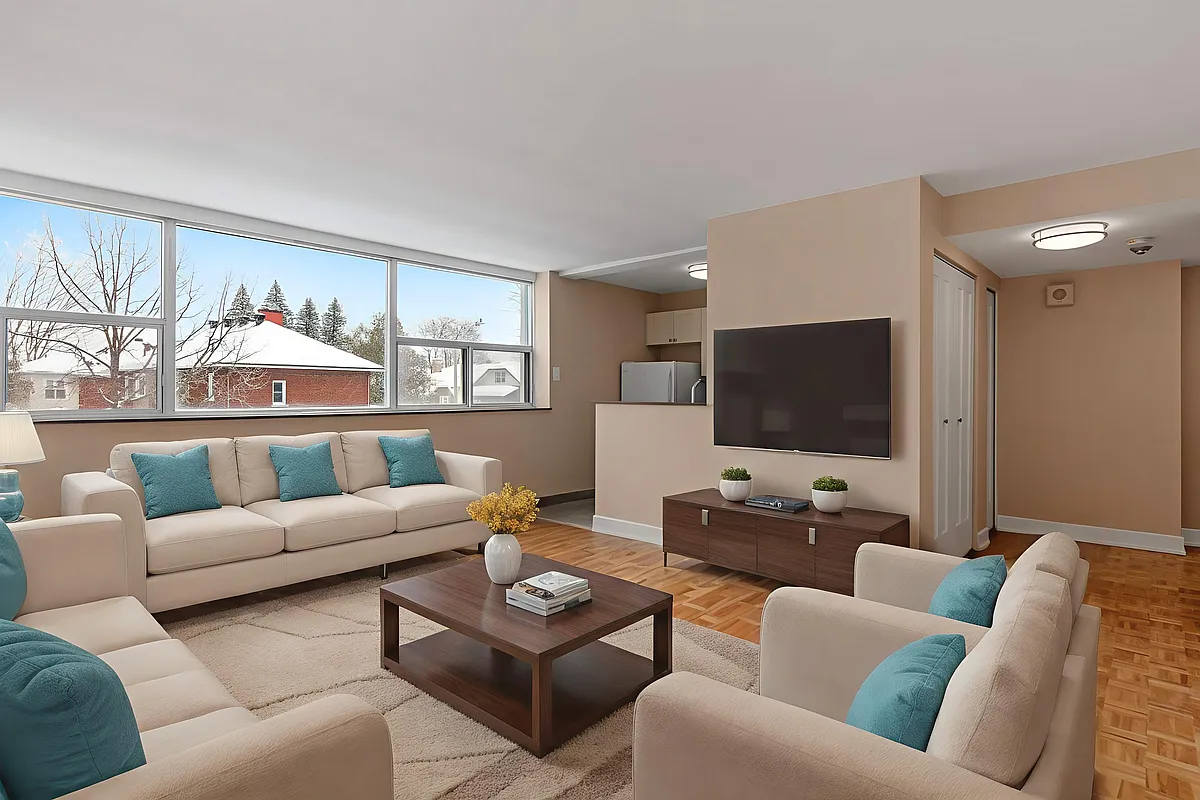 Building Photo - 315 Holmwood Ave