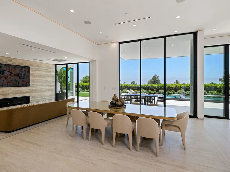 365 Trousdale Pl — Photo 22