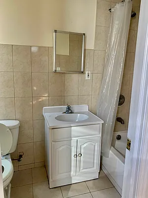 Rented by D H Realty & Management Inc | media 3