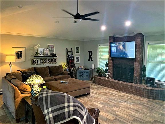 3rd image of 1470 County Road 4001