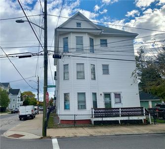 26-28 Wallace St, Providence, RI, 02909