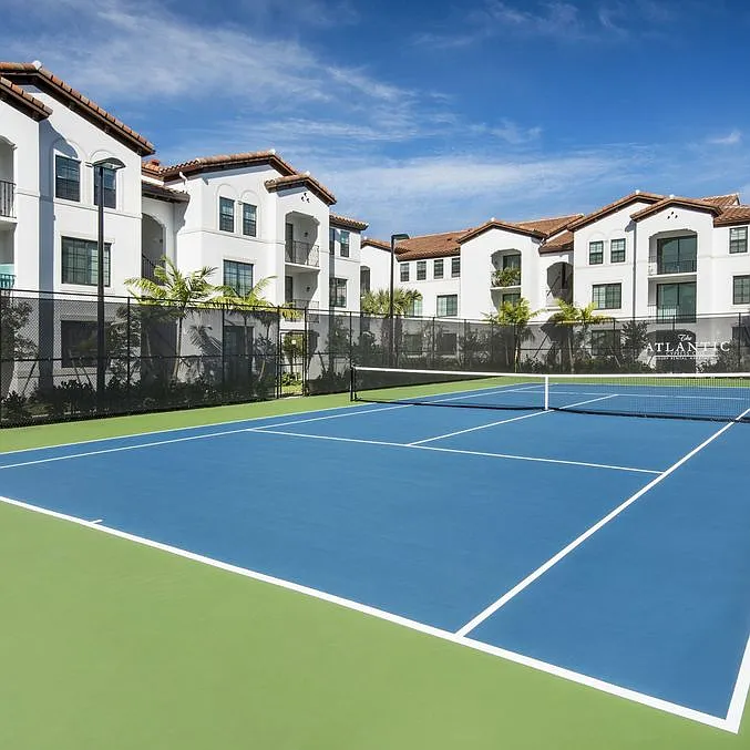 VIVA Luxury Apartments — Photo 4