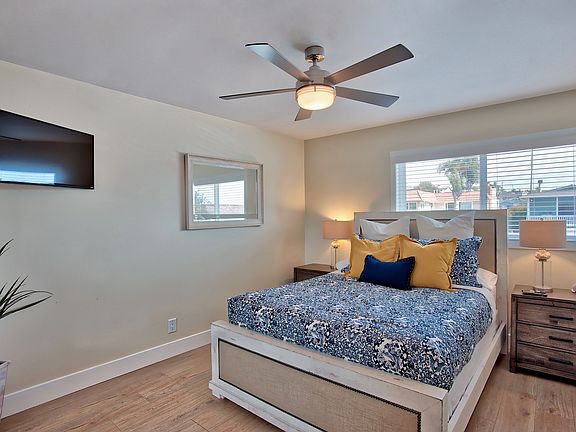 3rd image of 33901 Malaga Dr APT H