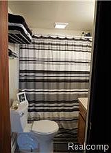 4th image of 16516 Oak Hill Dr