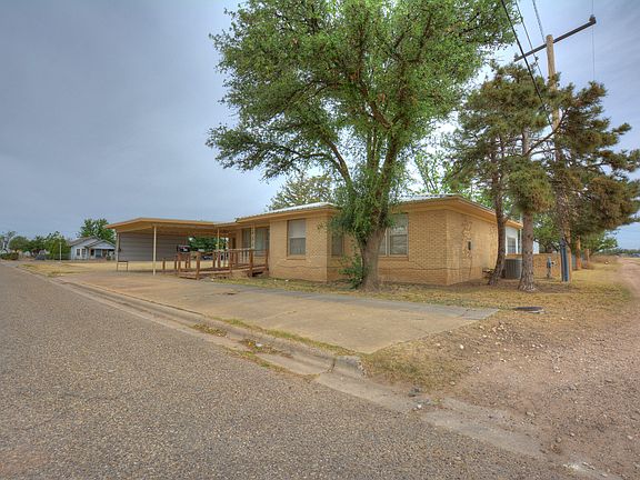 2nd image of 905 10th St