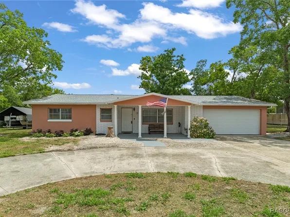 3 Clifford Dr, Beverly Hills, FL 34465