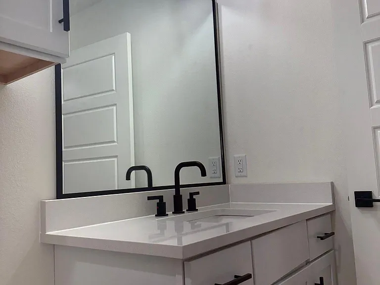 2600 Livingston Sq #1.1 — Photo 14