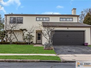 121 Community Cir, Old Bridge, NJ 08857