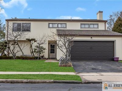 121 Community Cir, Old Bridge, NJ, 08857