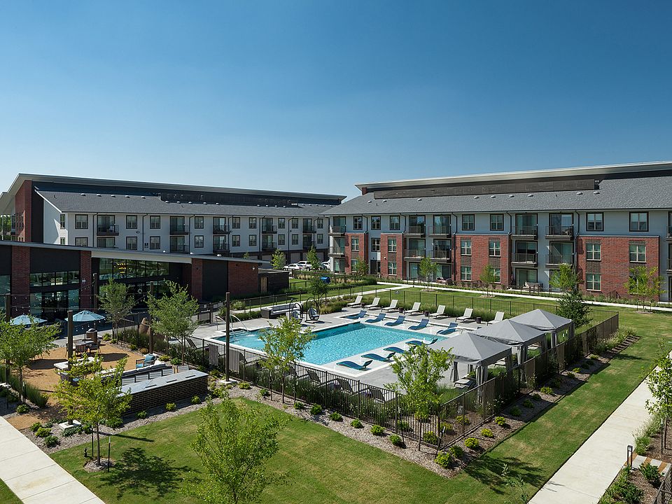 Resort-style Pool with Cabanas