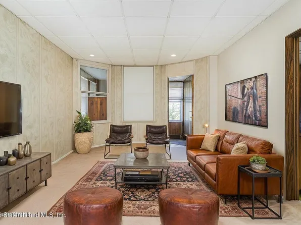 230 Fillmore Street image 15 of 37