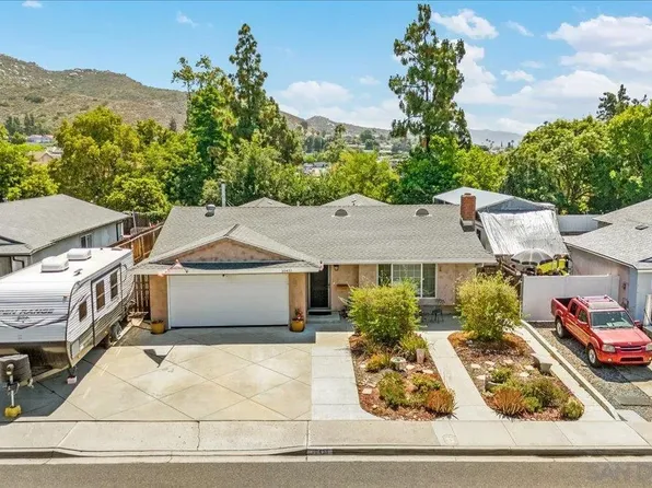 10451 Ironwood Ave, Santee, CA 92071
