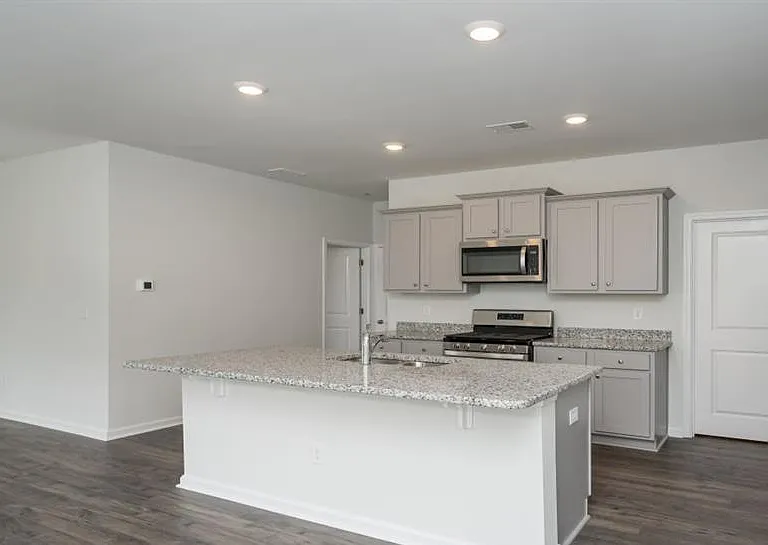 568 Turpentine Trl — Photo 3