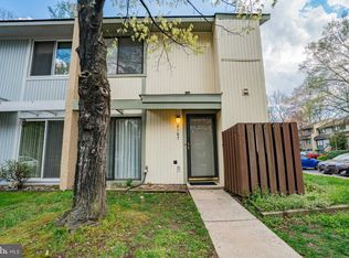 2187 White Cornus Ln, Reston, VA 20191