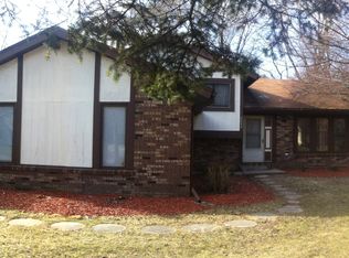 2039 Willowhill Ln, Toledo, OH 43615