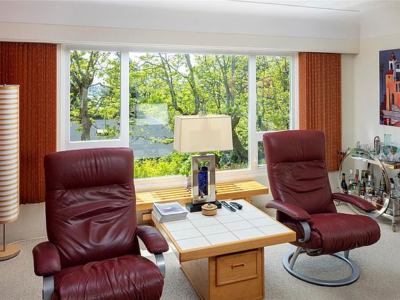 3rd image of 3815 Wilkinson Rd