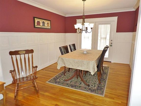 5th image of 3143 Werkridge Dr