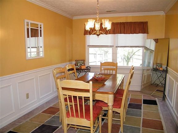 5th image of 893 Willow Oak Cir