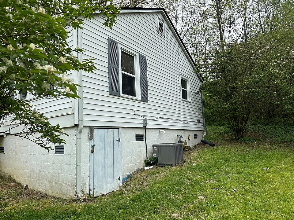 400 Cleveland St, Crossville, TN 38555 Zillow