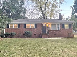 2700 Athens Pl, Charlotte, NC 28205