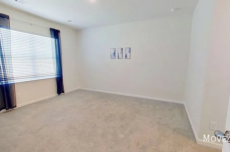 1131 Staghorn Ave — Photo 23
