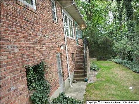 2nd image of 74 Emerson Ave