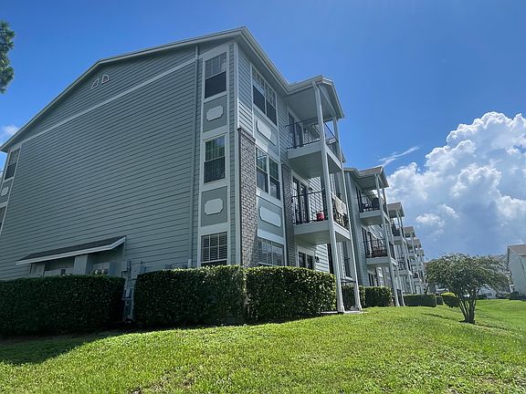 2nd image of 2550 N Alafaya Trl APT 6301