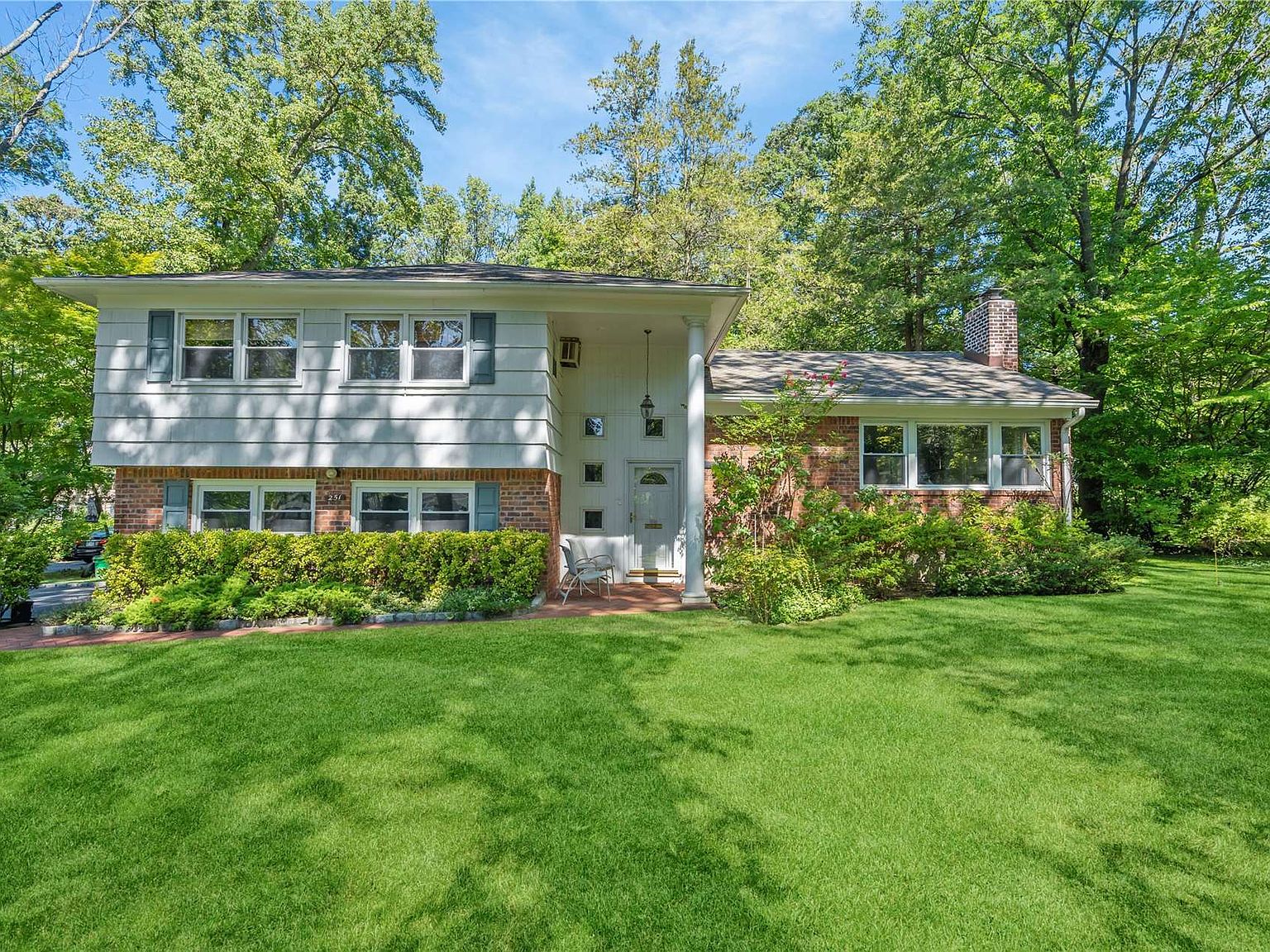 251 Steamboat Road, Great Neck, NY 11024 Zillow