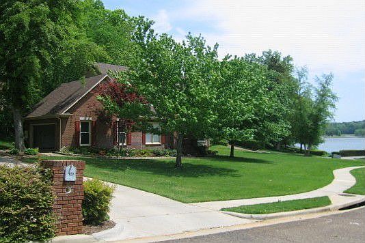 Lake View Home in Edgewater