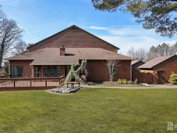 64 Giggleswick Way, Edison, NJ 08820