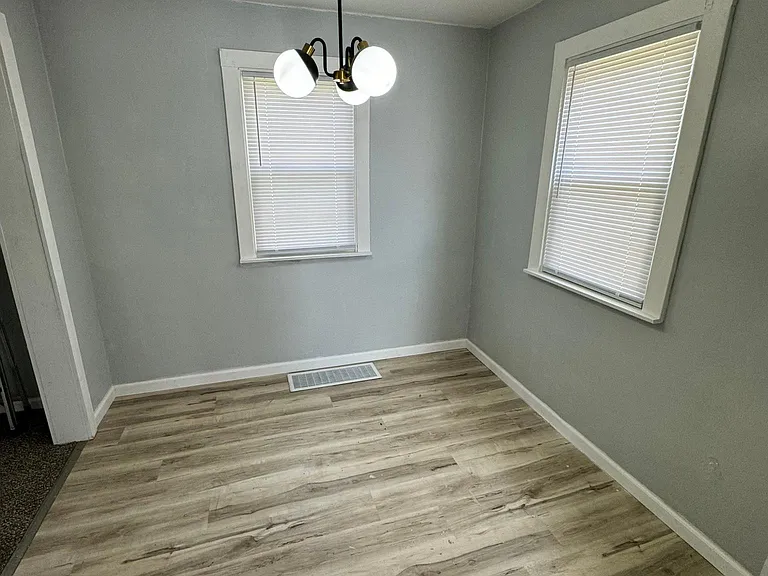 94 Southeast Ave — Photo 6