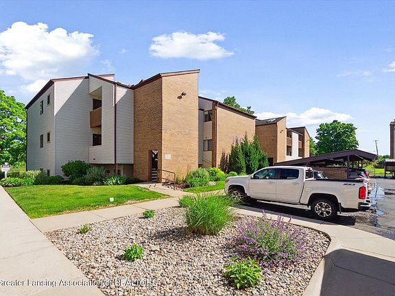 5th image of 1460 E Pond Dr #31
