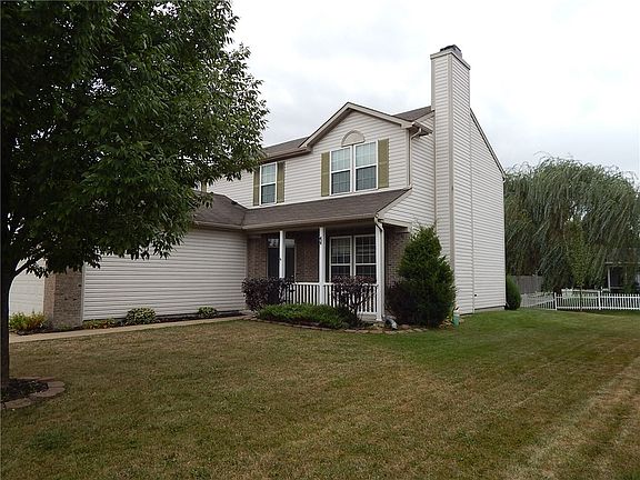 2nd image of 104 Flatrock Blvd